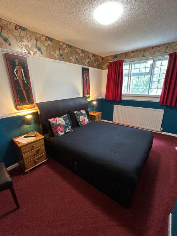Barons Court Hotel image 27