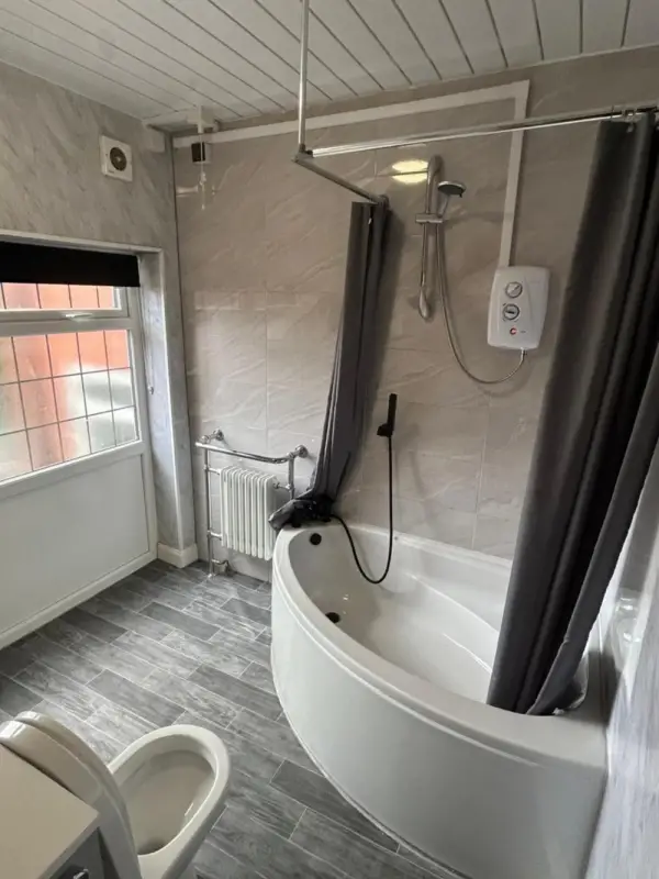 Barons Court Hotel Main image